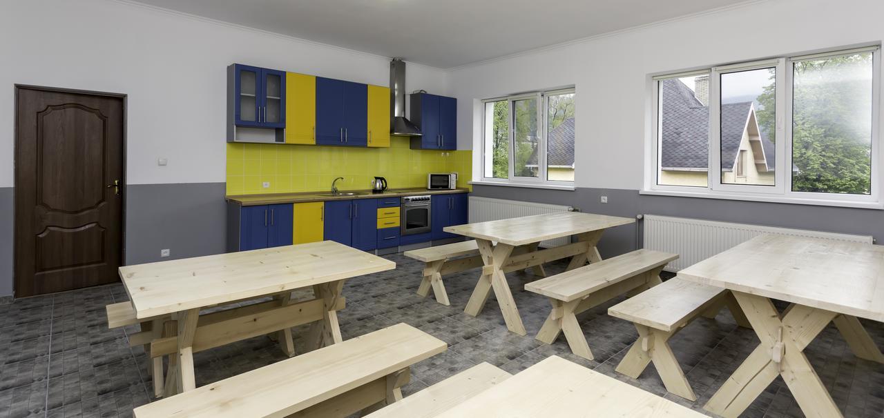 Dream Hostel Carpathians Rakhiv Extérieur photo