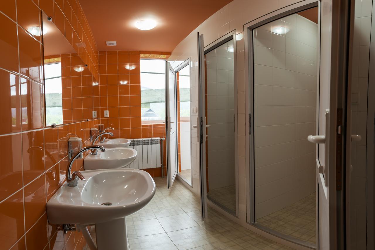 Dream Hostel Carpathians Rakhiv Extérieur photo