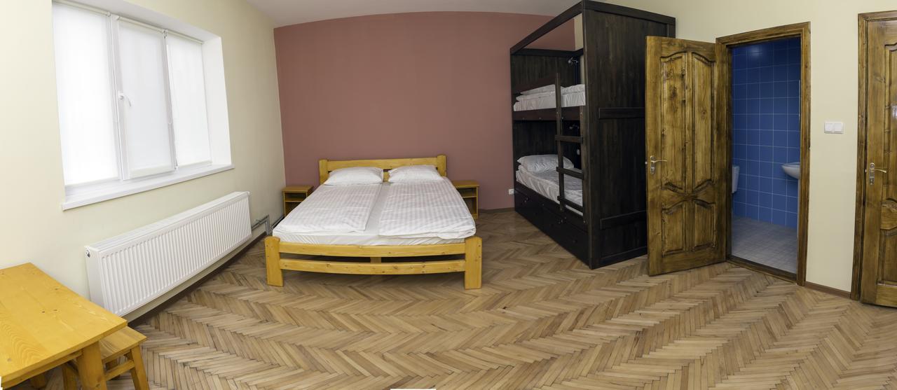Dream Hostel Carpathians Rakhiv Extérieur photo