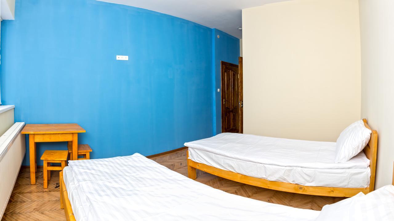 Dream Hostel Carpathians Rakhiv Extérieur photo