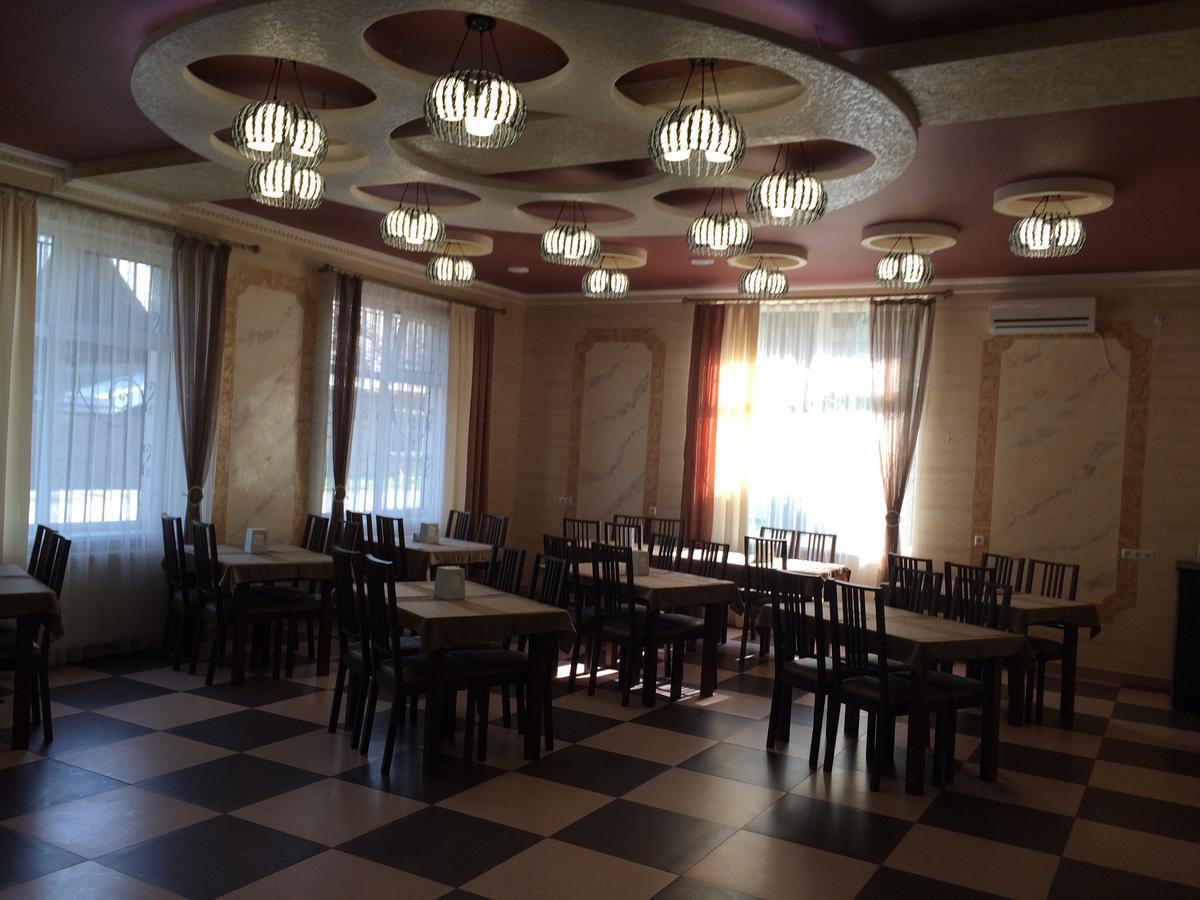 Dream Hostel Carpathians Rakhiv Extérieur photo